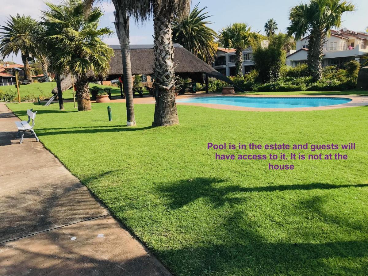 Hotel 37 On Eagles Hartbeespoort Exterior foto