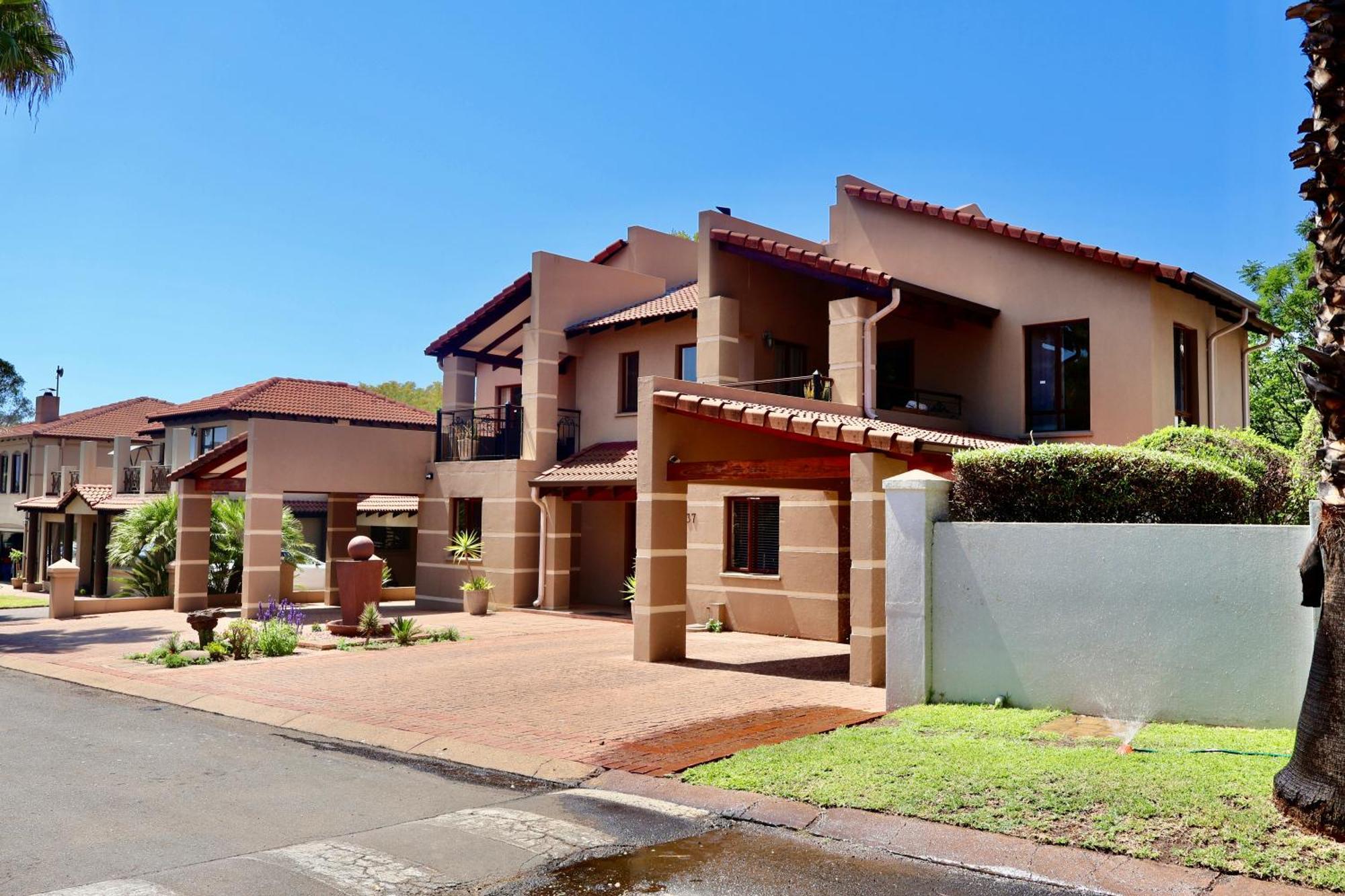 Hotel 37 On Eagles Hartbeespoort Exterior foto